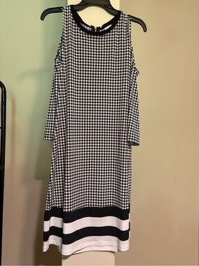 MICHAEL Michael Kors Black & White Houndstooth Midi Dress #55
3